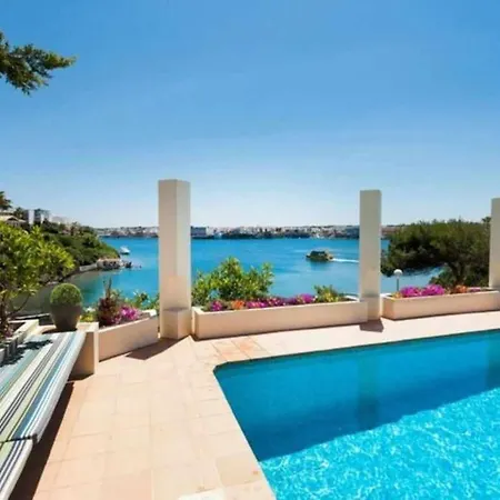 Villa Lantana Lujo Y Estilo Con Vistas Unicas Al Puerto De Mahon Cala Llonga (Menorca)